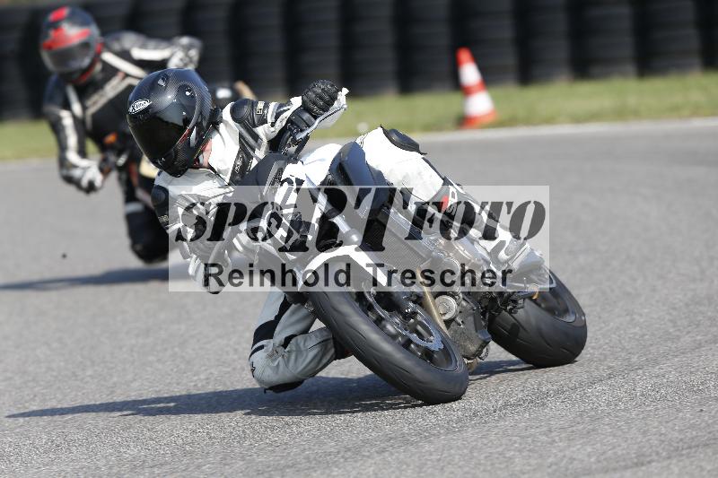 /45 10.08.2025 Plüss Moto Sport ADR/Einsteiger/532